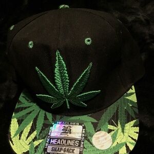 Headlines “Cali Swag” snap back hat
